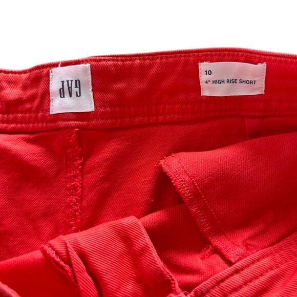 Gap 4” High Rise Red Denim Shorts - Picture 3 of 3
